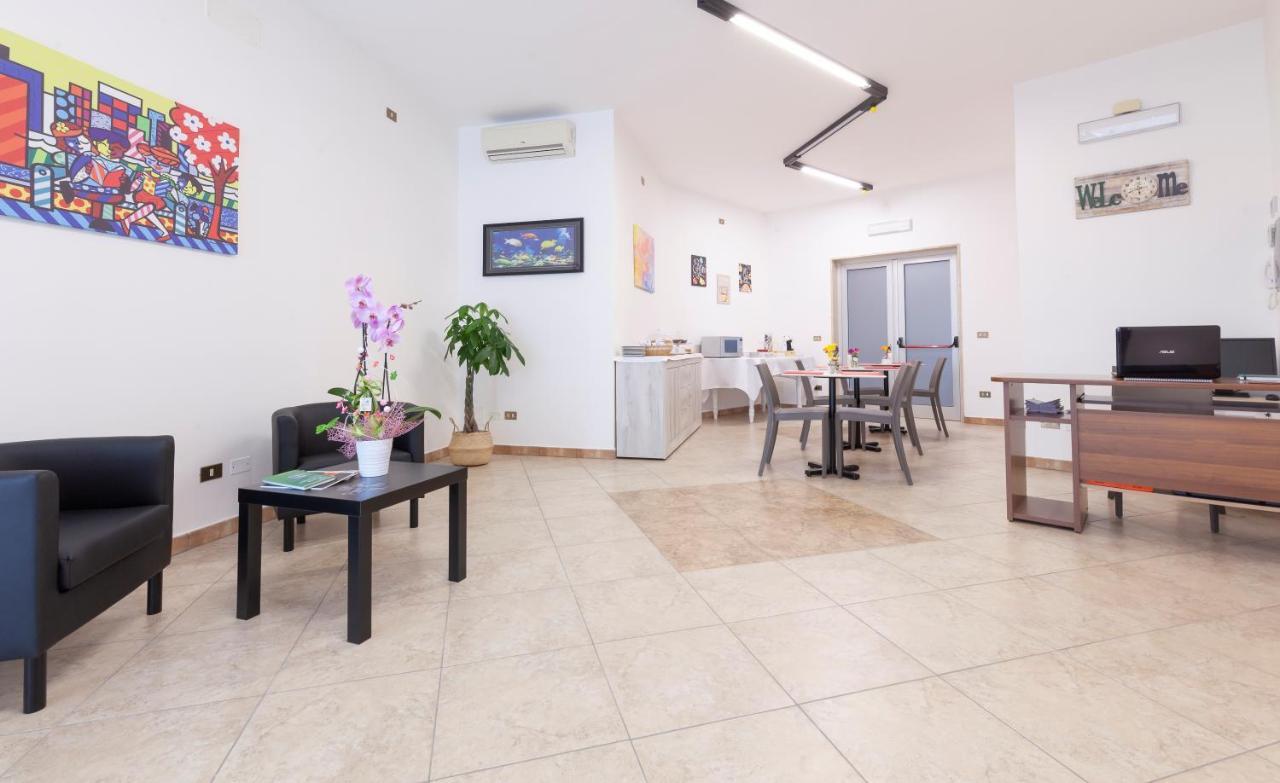Lupomonaco Rooms Veglie Bagian luar foto